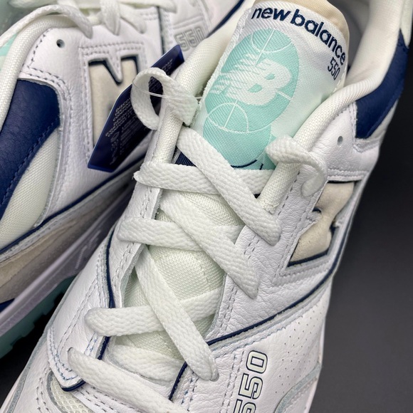 New Balance 550 - Picture 7 of 8